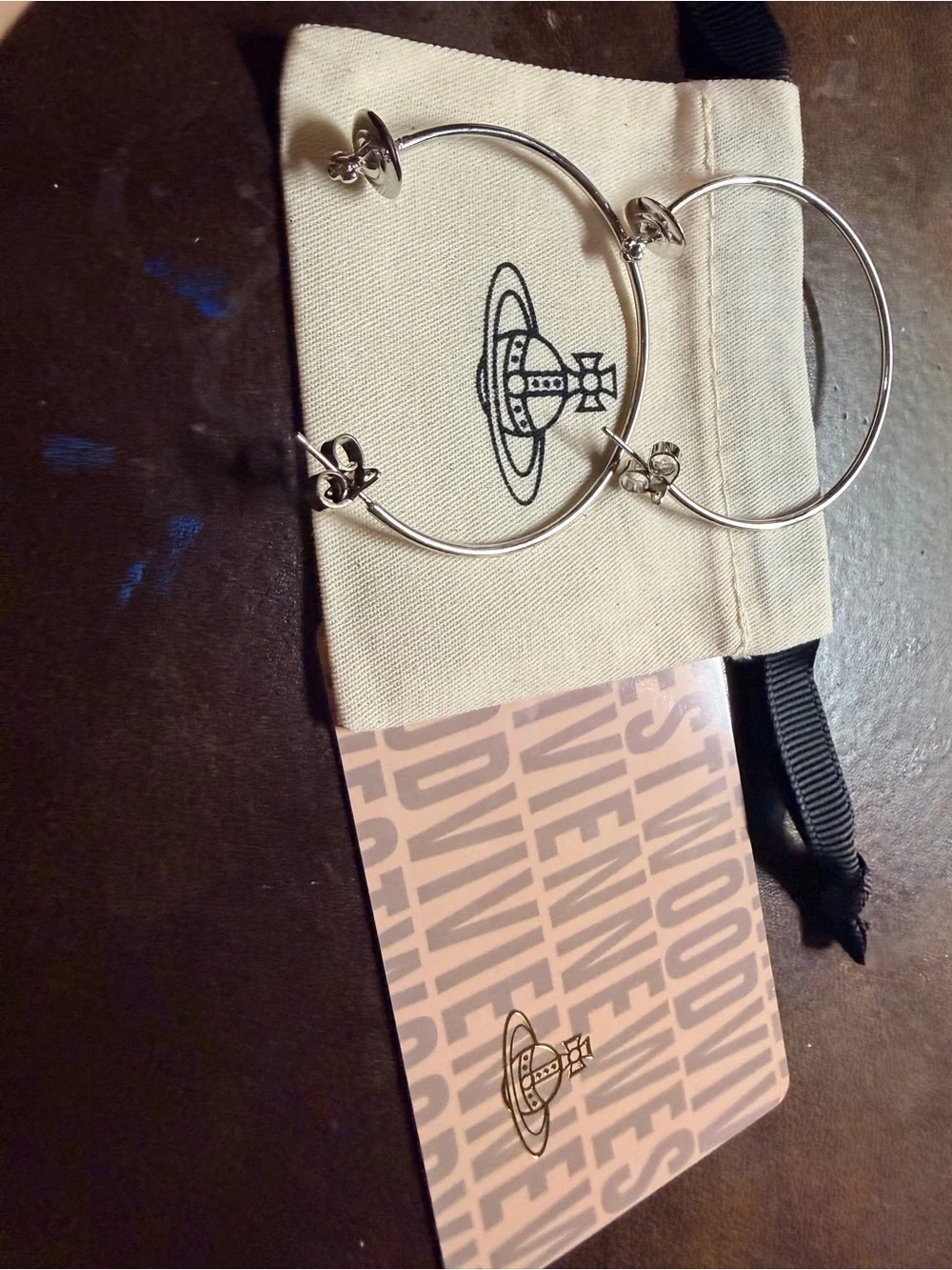 Vivienne Westwood Saturn 🪐 big loop (4cm  ) sliver earrings